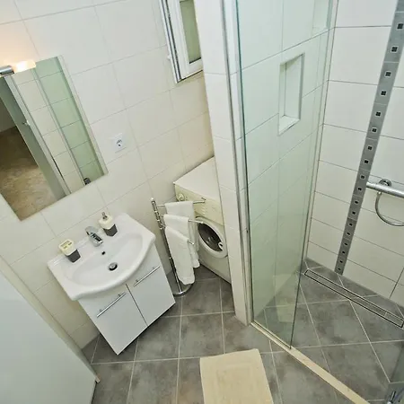 Lusy Apartment Hvar Town